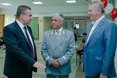 Александр Куниловский поздравил железнодорожников